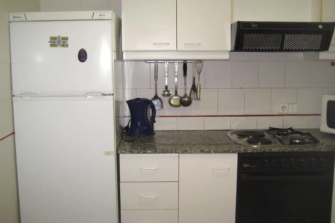 At011 Primera Linea Con Piscina Torredembarra Spagna